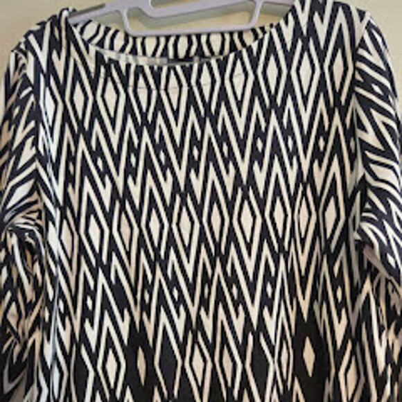 XL Black and white geometric pattern tunic Rafaella blouse - Picture 4 of 5